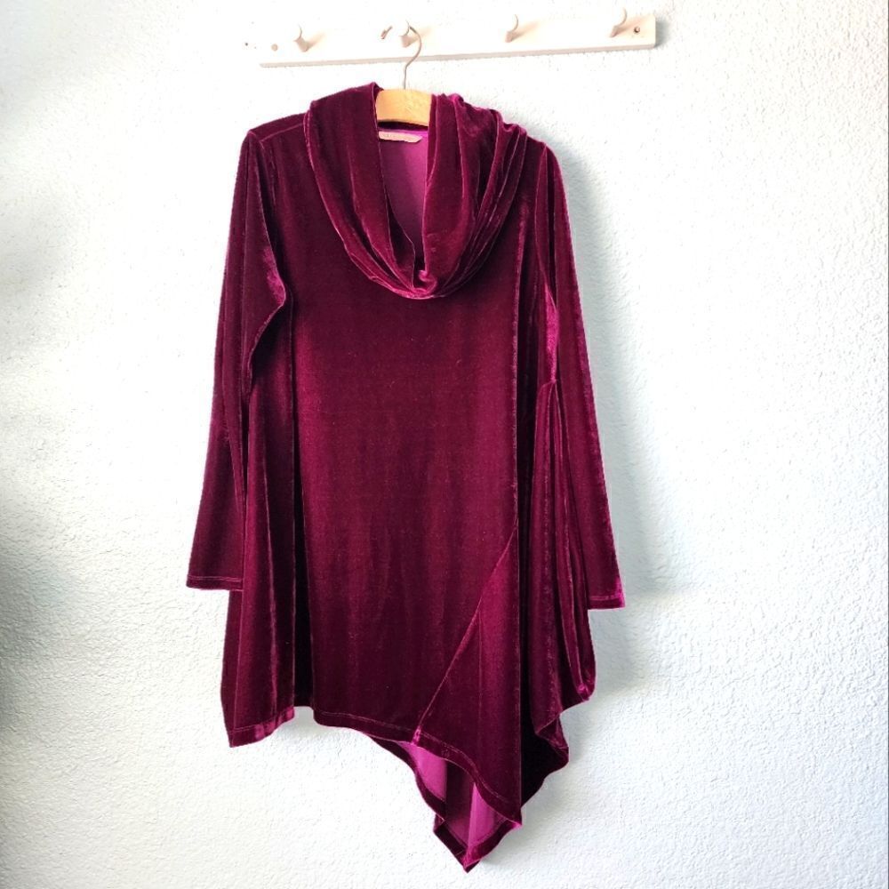 Soft surroundings royal velvet coverallneck asymmetrical hem oversz tunic blouse